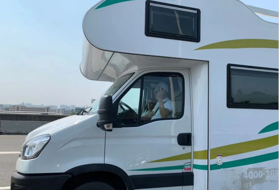 2020 मध्ये VTC टीम RV सेल्फ-ड्रायव्हिंग टूर!